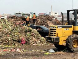 Tumpukan Sampah di Pasar Induk Kramat Jati Bikin Warga Resah, Pengangkutan Dipercepat